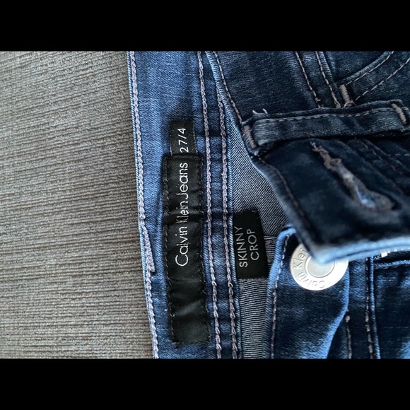 Calvin Klein Jeans Size 27/4 - Picture 3 of 3